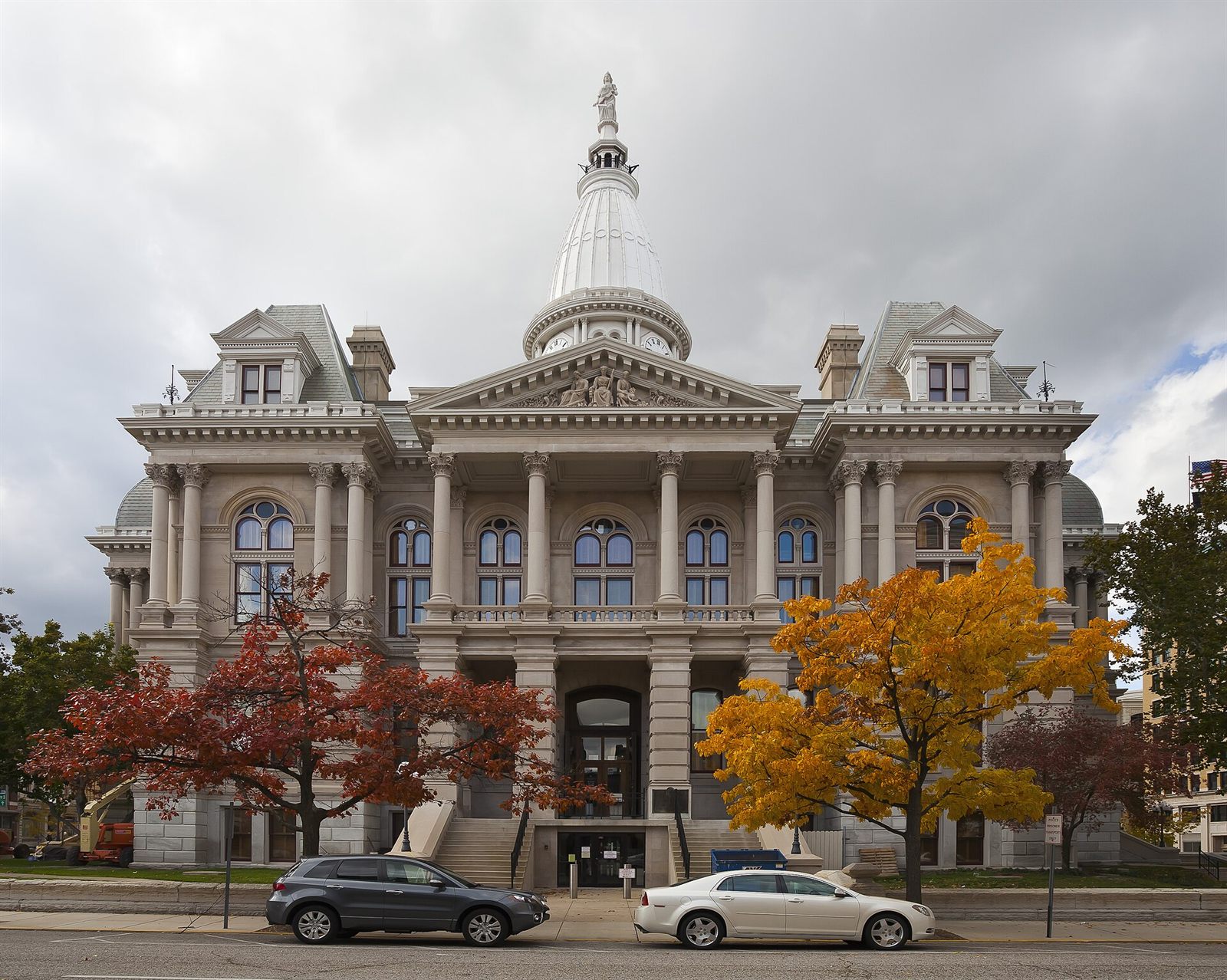 Tippecanoe County Courthouse in downtown Lafayette, Indiana framed by autumn trees